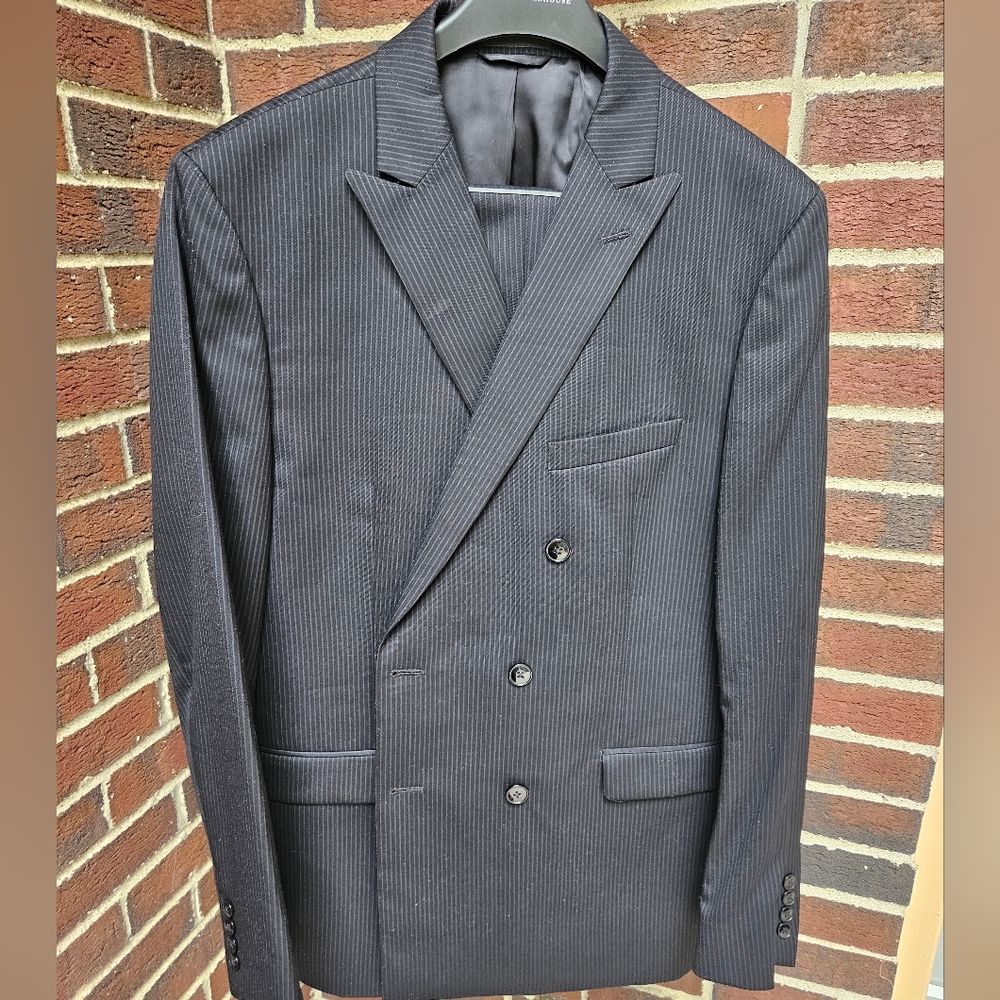 Men's Calvin Klein Pinstripe Suit, sz 44R